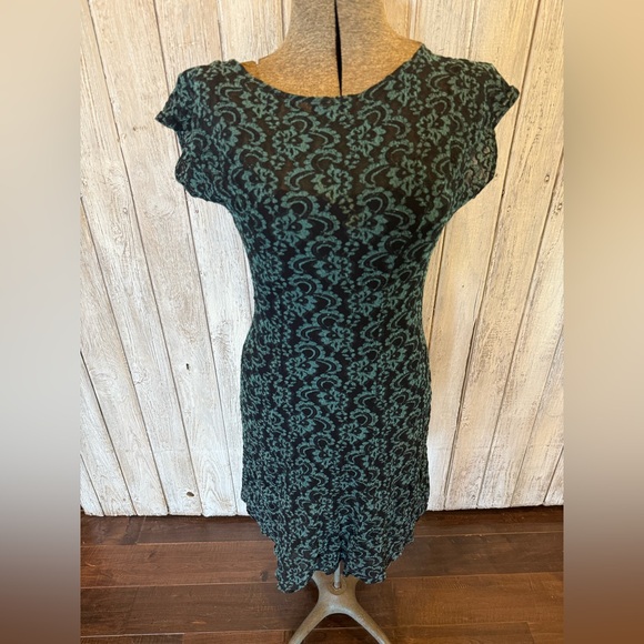 All that Jazz Dresses & Skirts - All that Jazz Black and Teal Vintage Lace Dress